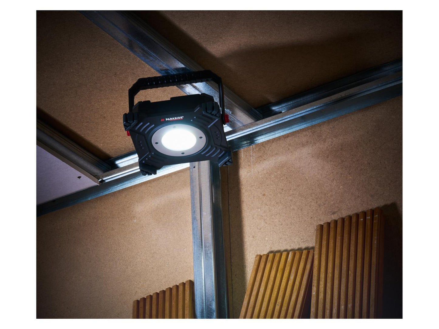 PARKSIDE PERFORMANCE® Akumuliatorinis darbo prožektorius PALA 4000 B1, 4000 lm, 40 W