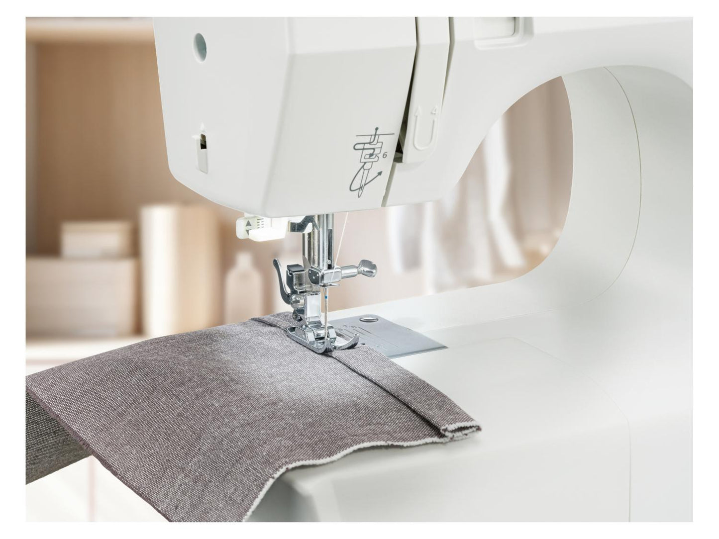 SILVERCREST® Sewing Machine SNM 33 D2