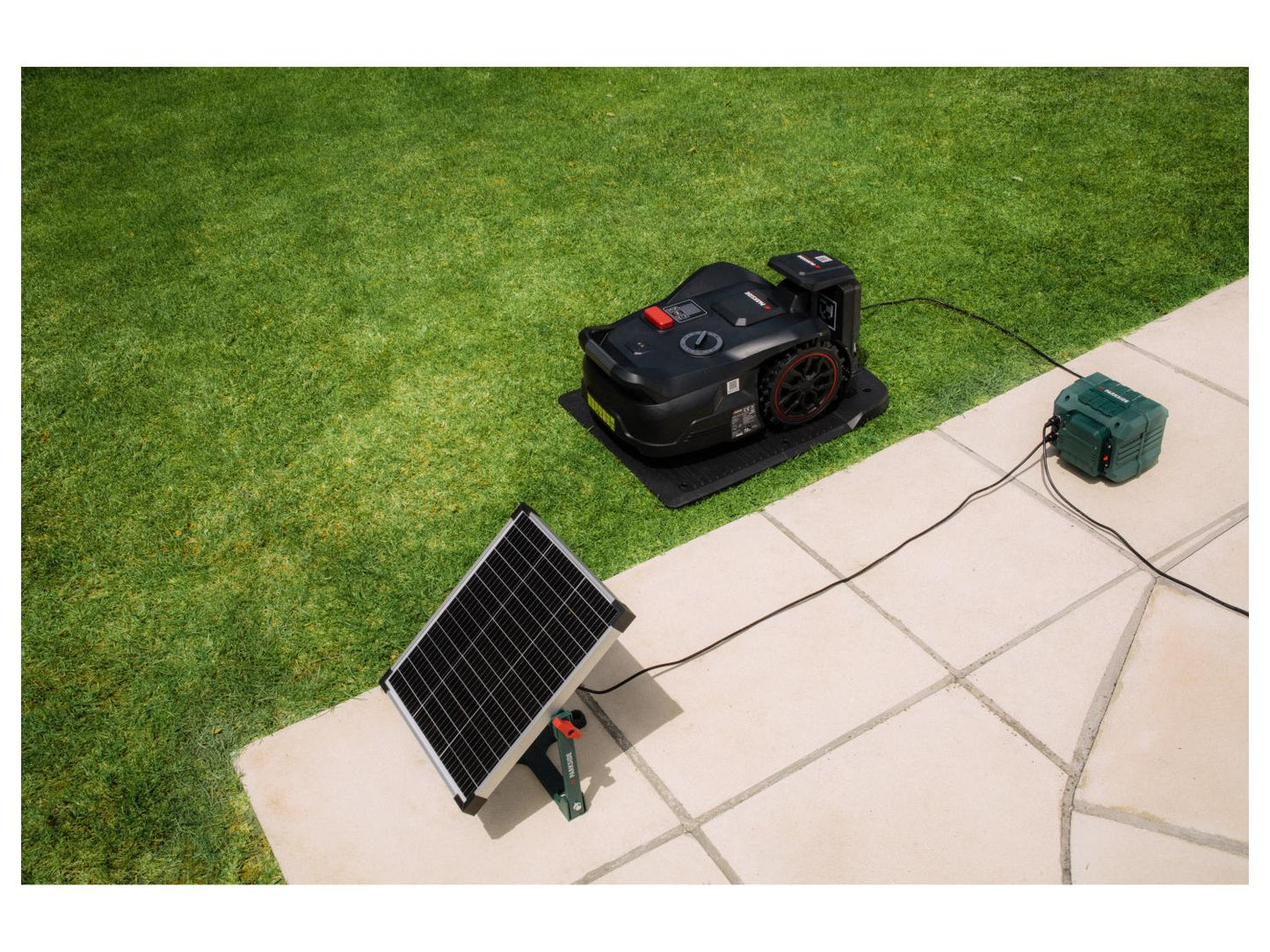 PARKSIDE® 20 V Solar Charging Station for Robotic Lawn Mower PASLM 25 with Battery