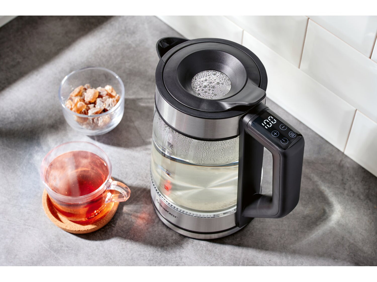 Bouilloire en verre à affichage numérique SILVERCREST® SWGD 3000 B3