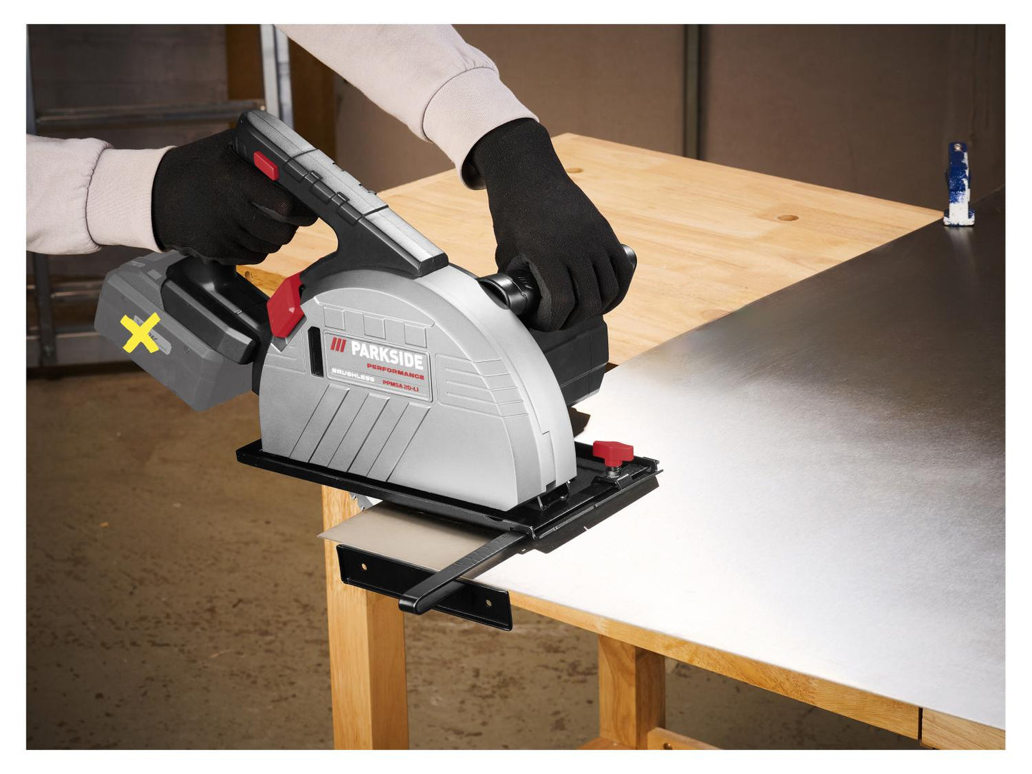 PARKSIDE PERFORMANCE® Scie circulaire manuelle à métaux sans fil PPMSA 20-Li A1, 190 mm, 20 V
