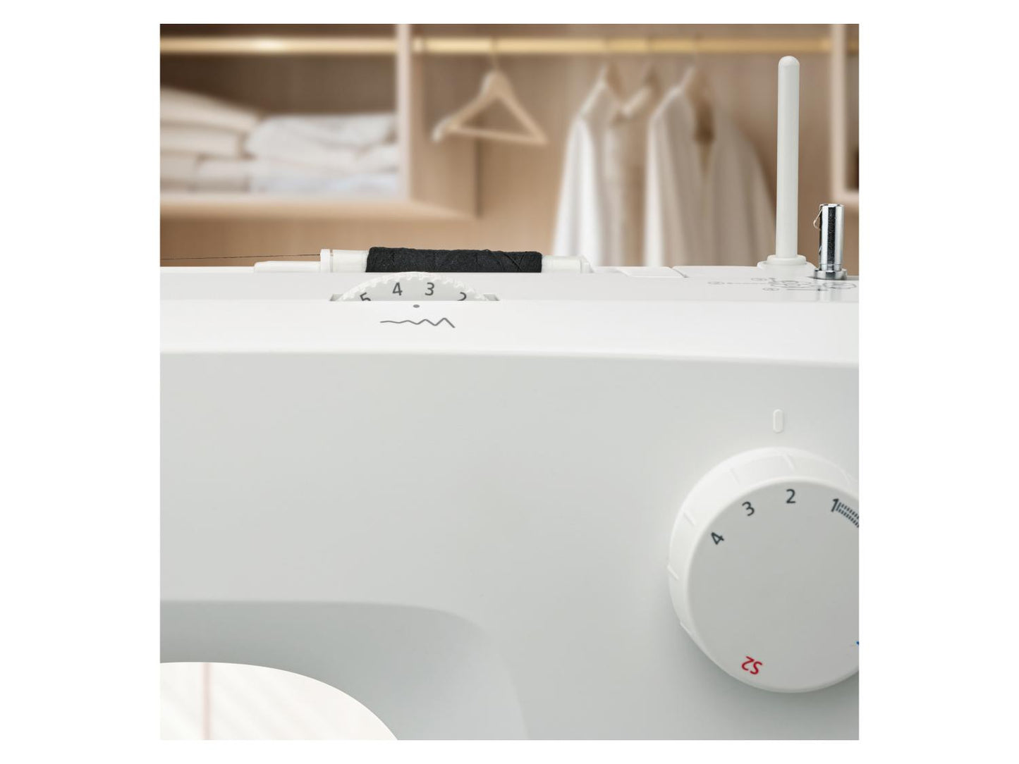 SILVERCREST® Sewing Machine SNM 33 D2