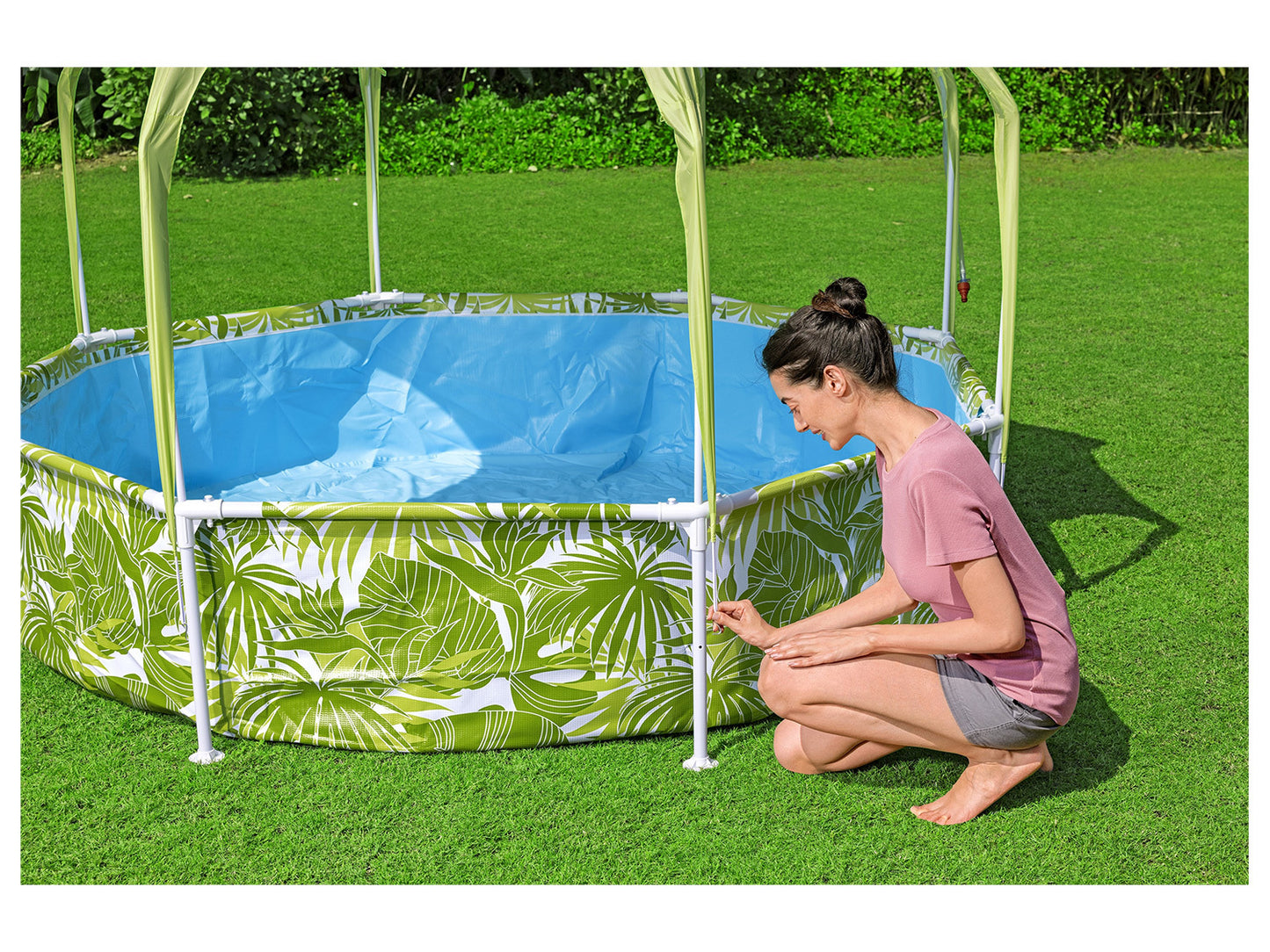 BESTWAY Splash-in-Shade Children’s Frame Pool, Ø 244 × 51 cm