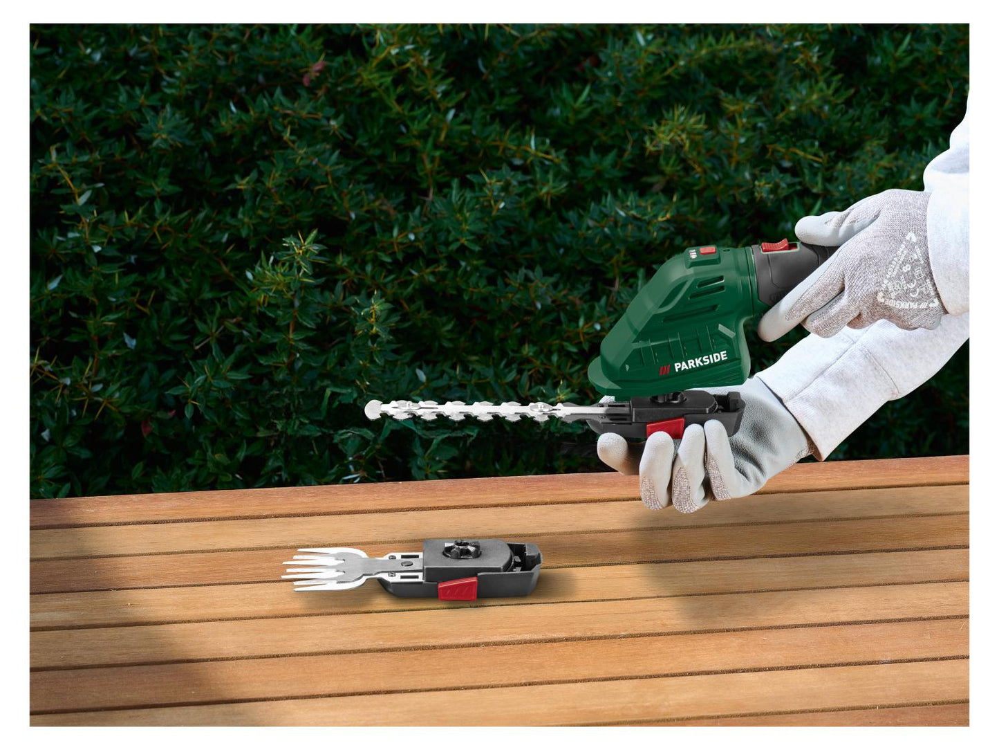 PARKSIDE® Foarfecă fără fir pentru gazon și arbuști PGSA 4 D5 4 V